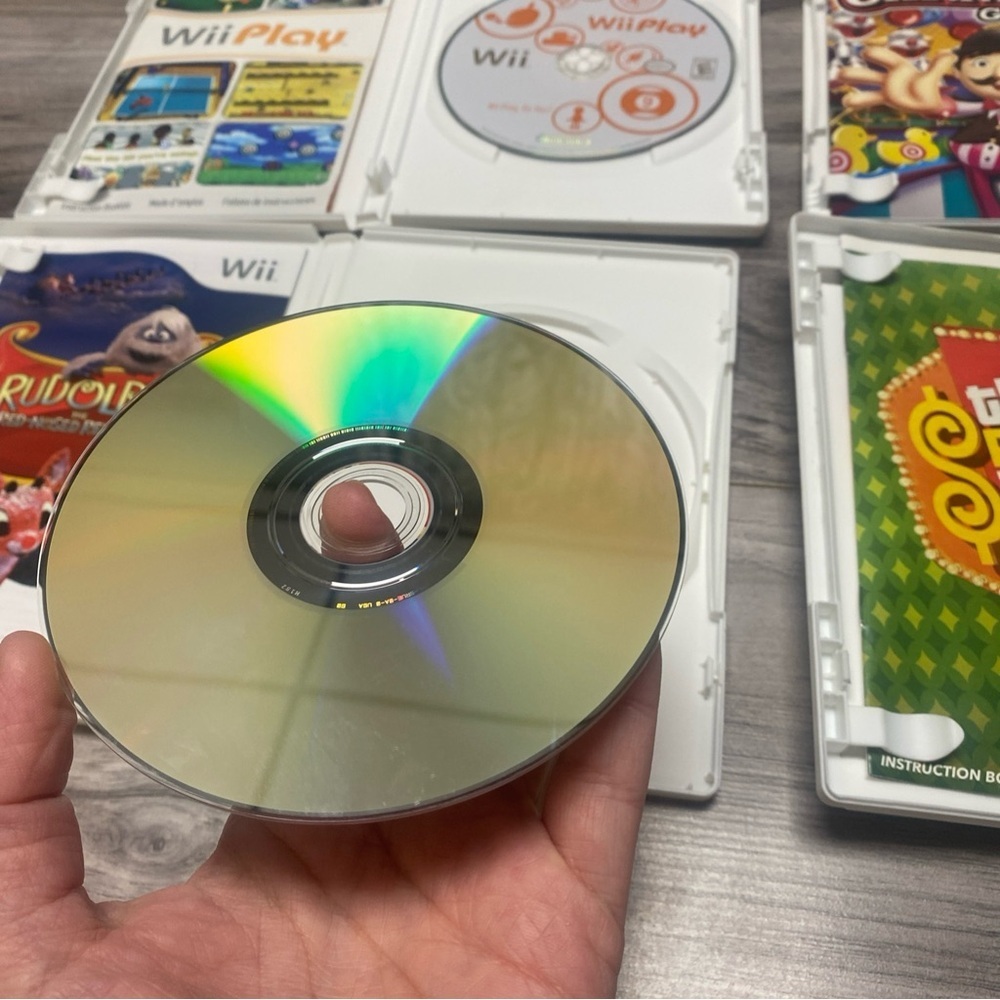 Wii Play Carnival Games Rudolph The Prices Is Right Manuals Excellent Condition - Picture 6 of 9